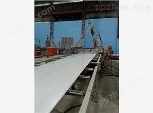 PVC空气发泡板材生产线